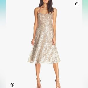 NWT Dress the Population Sexy Lilac Fit and Flair Seqin Wow Midi Dress XS